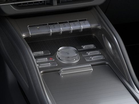 New 2025 Lincoln Nautilus Premier w/ Jet Appearance Package AWD/4WD image 15