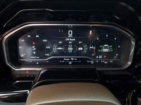 Used 2023 GMC Sierra 1500 SLT w/ SLT Premium Plus Package image 32