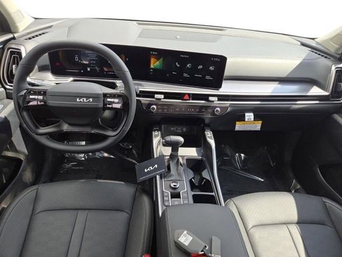 New 2026 Kia Sorento S w/ S Panoramic Sunroof Package FWD image 22