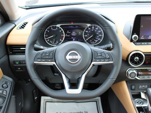 New 2025 Nissan Sentra SV w/ SV Premium Package image 22