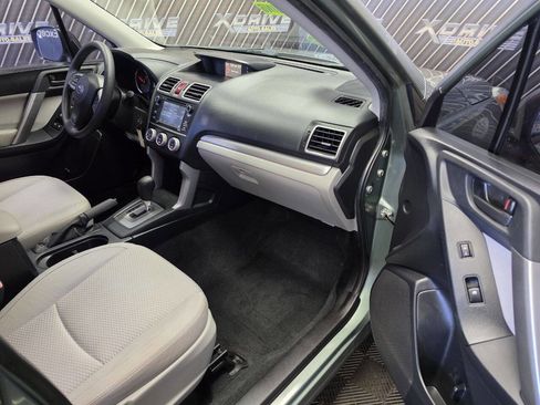 Used 2016 Subaru Forester 2.5i AWD/4WD image 21