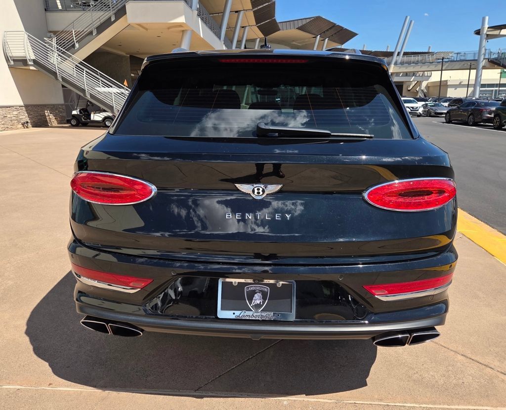 Used 2021 Bentley Bentayga AWD/4WD image 8