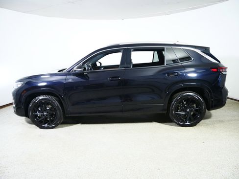 Used 2026 Volkswagen Tiguan SEL R-Line AWD/4WD image 4