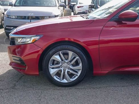 Used 2018 Honda Accord LX image 9
