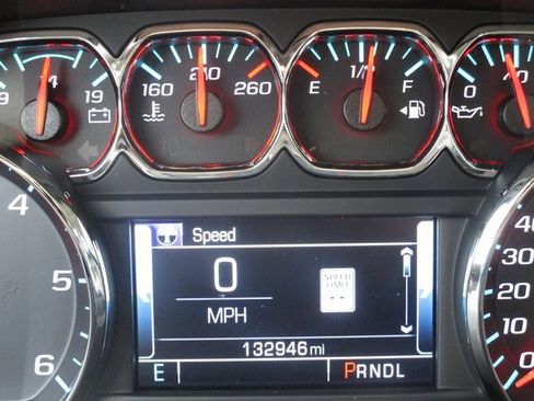 Used 2018 GMC Yukon XL SLT image 14