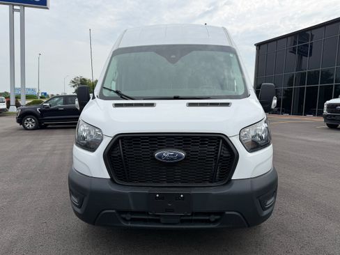 Used 2023 Ford Transit 250 148 High Roof RWD image 3