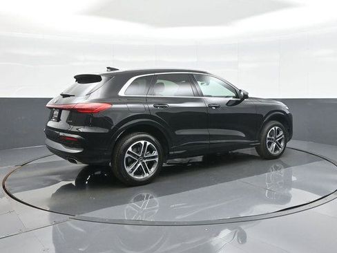 Used 2025 Audi Q5 Premium w/ Convenience Package AWD/4WD image 7