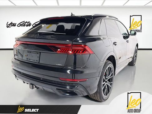Used 2023 Audi Q8 Premium Plus AWD/4WD image 5