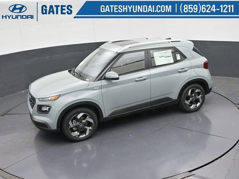 New 2025 Hyundai Venue SEL image 46