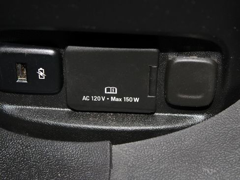 Used 2025 Chevrolet Malibu LT FWD image 32