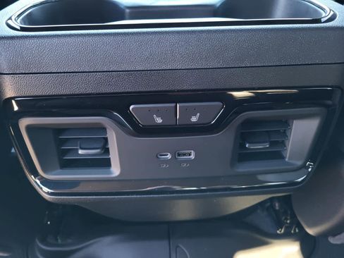 New 2026 GMC Sierra 2500 AT4 w/ AT4 Premium Plus Package image 12