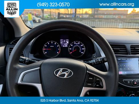 Used 2017 Hyundai Accent SE image 8