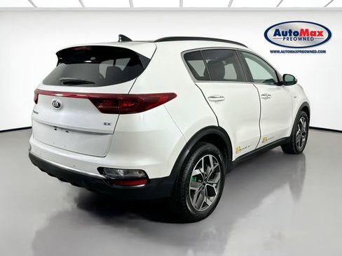 Used 2020 Kia Sportage EX w/ Option Group 15 image 2