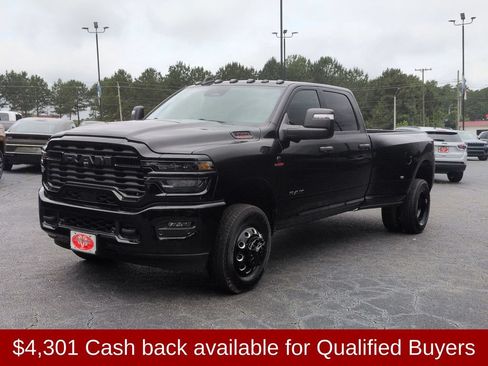 New 2026 RAM 3500 Big Horn AWD/4WD image 6