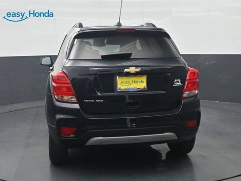 Used 2022 Chevrolet Trax LT w/ LT Convenience Package AWD/4WD image 6