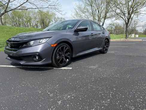 Used 2019 Honda Civic Sport image 17