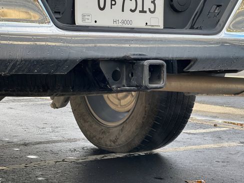 Used 2024 GMC Sierra 1500 SLT image 55