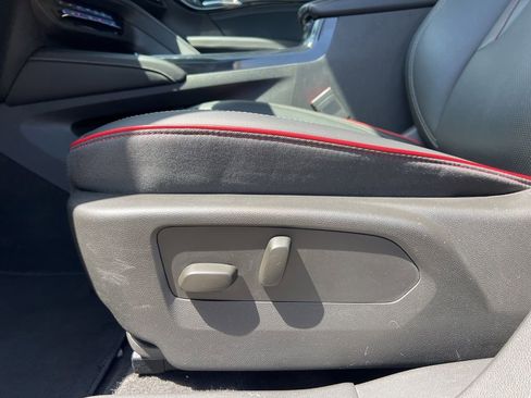 Used 2023 Buick Envision Essence w/ Sport Touring Package image 12