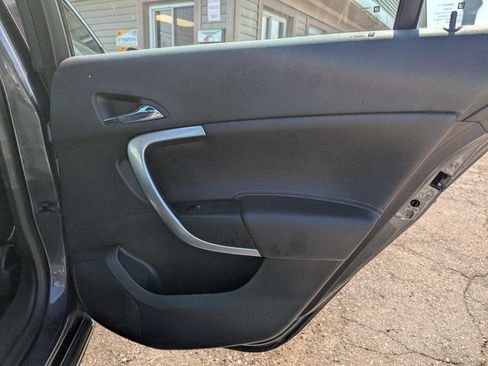 Used 2017 Buick Regal Sport Touring image 17