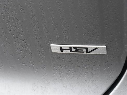 Used 2023 Kia Niro EX Touring image 12