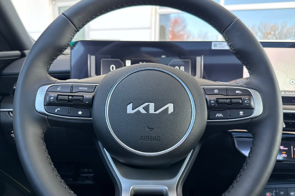 New 2027 Kia K5 GT FWD image 25
