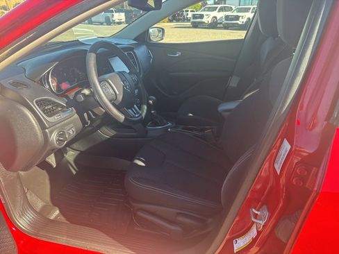 Used 2014 Dodge Dart SXT image 10