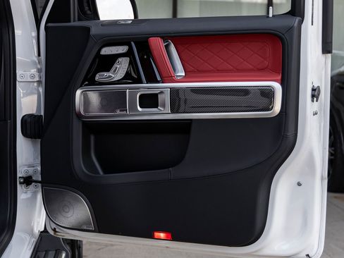 Used 2023 Mercedes-Benz G 63 AMG 4MATIC image 40