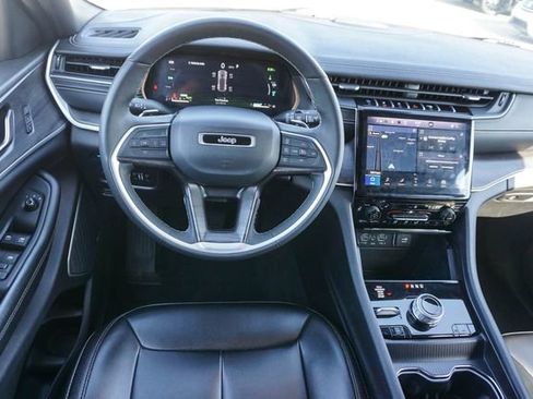 Used 2024 Jeep Grand Cherokee Limited 4xe AWD/4WD image 20