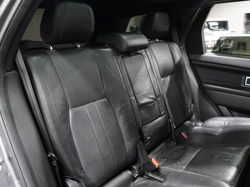 Used 2018 Land Rover Discovery Sport HSE AWD/4WD image 27