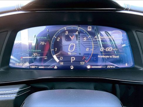 Used 2022 Chevrolet Corvette Stingray Premium Cpe w/ Z51 Performance Package image 8