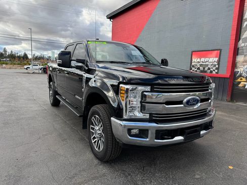 Used 2018 Ford F350 Lariat w/ Lariat Ultimate Package image 2