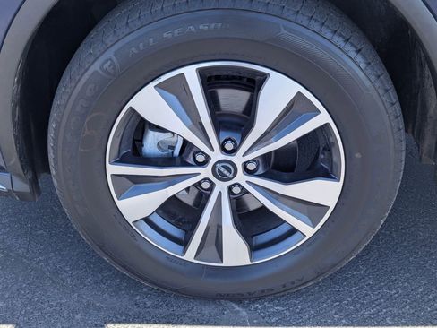 Used 2023 Nissan Murano SV AWD/4WD image 13