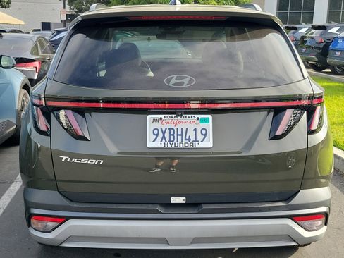 Used 2025 Hyundai Tucson SEL FWD image 5