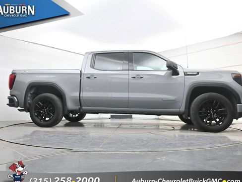 Used 2024 GMC Sierra 1500 Elevation image 23
