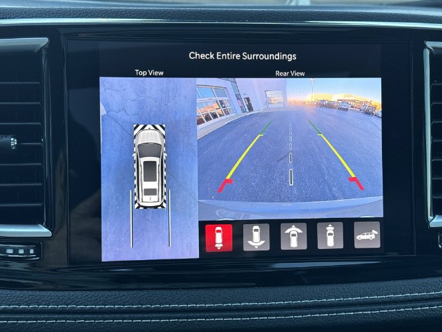 Used 2023 Chrysler Pacifica Limited w/ Uconnect Theater Family Group AWD/4WD image 23