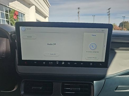 New 2025 Ford Maverick XLT w/ XLT Luxury Package AWD/4WD image 16