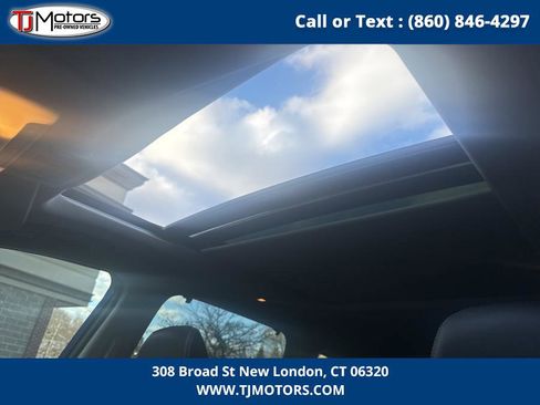 Used 2023 Nissan Rogue SL w/ SL Premium Package image 36