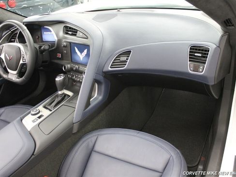 Used 2016 Chevrolet Corvette Stingray Convertible w/ 3LT Preferred Equipment Group RWD image 31