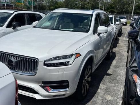 Used 2024 Volvo XC90 B5 Plus AWD/4WD image 1