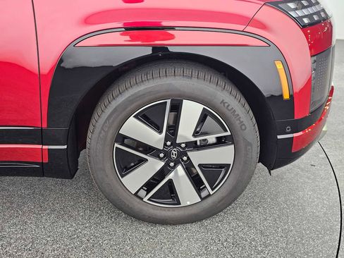 Used 2026 Hyundai Ioniq 9 SEL image 9