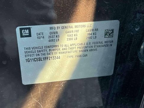 Used 2015 Chevrolet Malibu LT w/ Power Convenience Package image 18