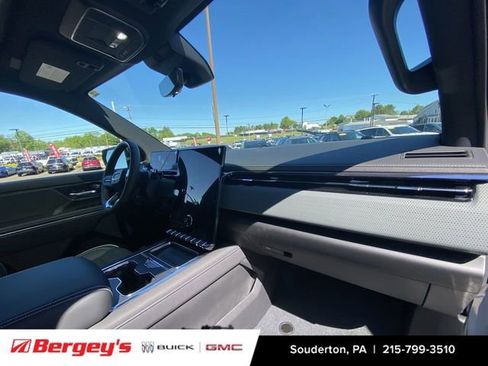New 2026 GMC Sierra EV AT4 AWD/4WD image 32