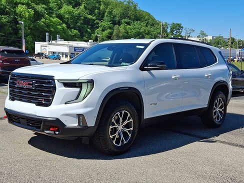 Used 2025 GMC Acadia AT4 w/ Super Cruise Package AWD/4WD image 3