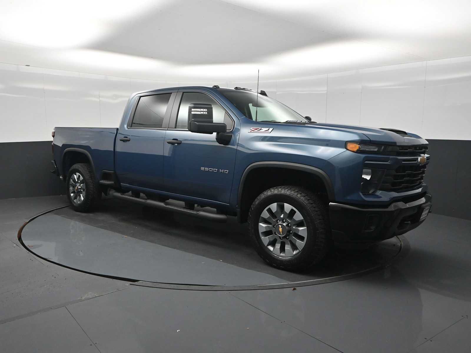 New 2026 Chevrolet Silverado 2500 Custom w/ Custom Value Package AWD/4WD image 2