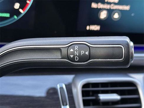 Used 2023 Mercedes-Benz GLS 450 4MATIC image 23