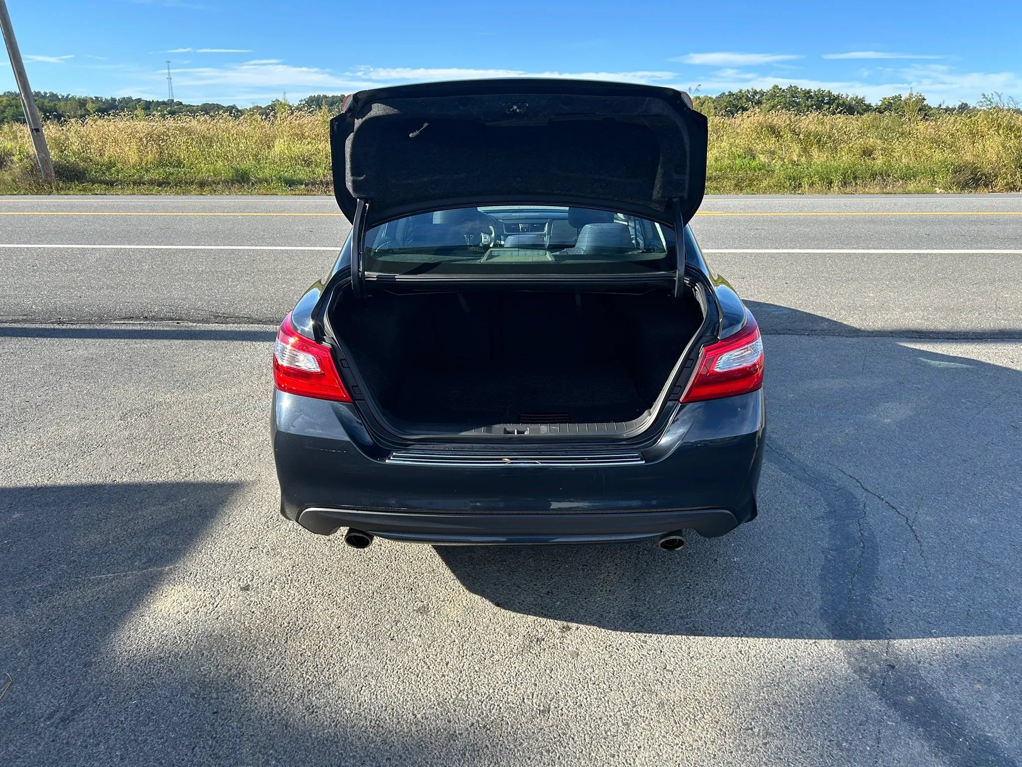Used 2017 Nissan Altima 2.5 S w/ Power Driver Seat Package FWD image 14