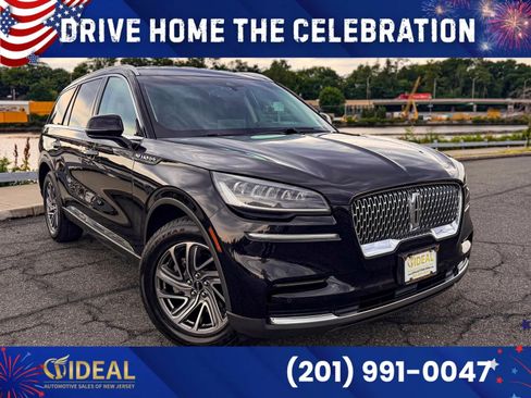 Used 2023 Lincoln Aviator AWD image 1