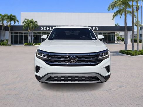 Certified 2023 Volkswagen Atlas Cross Sport SE FWD image 2