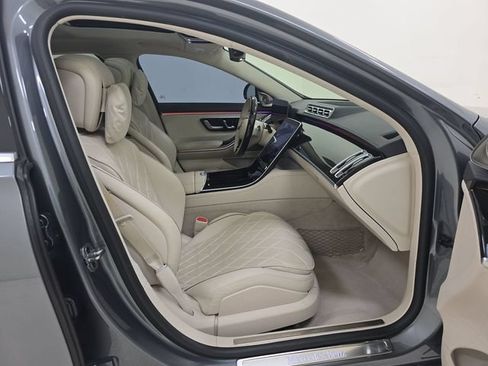 Used 2021 Mercedes-Benz S 580 4MATIC Sedan w/ AMG Line image 11