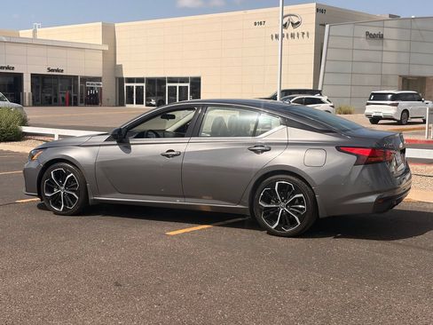 Certified 2025 Nissan Altima 2.5 SR FWD image 4